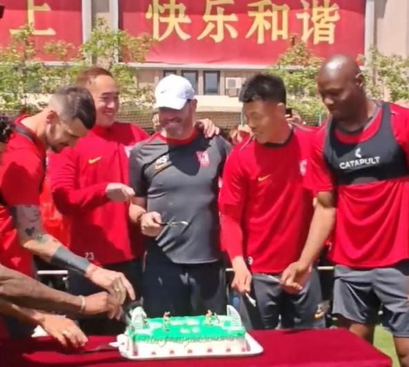 华体会体育-2025赛季英超球队本土球员平均占比多少？政策变化影响解析
